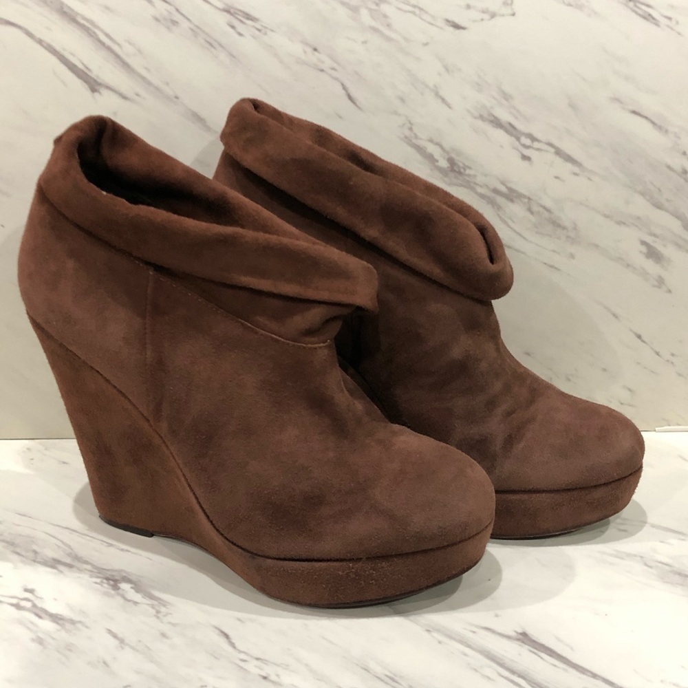 Pour La Victoire Brown Platform Ankle Bootie